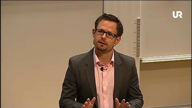 Aralash irqli qizning erotik fotosessiyalari